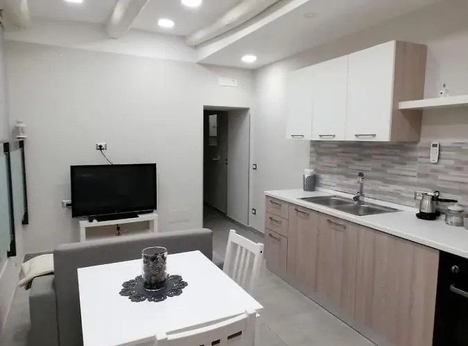 Monica\'S House